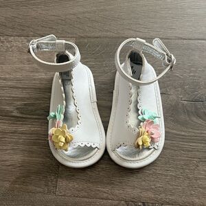 Janie and Jack Flower Sandal size 6-12 months